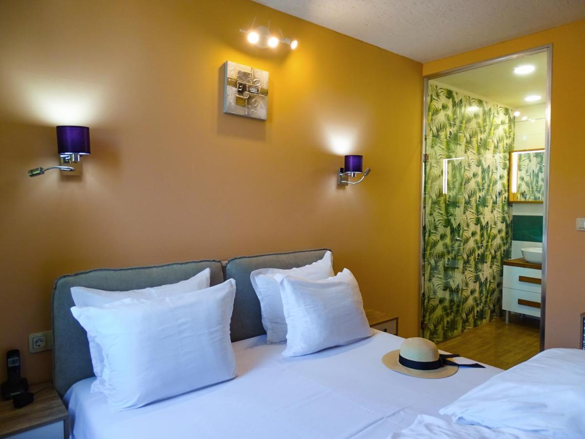 Art Hotel Simona Sofia Exterior photo