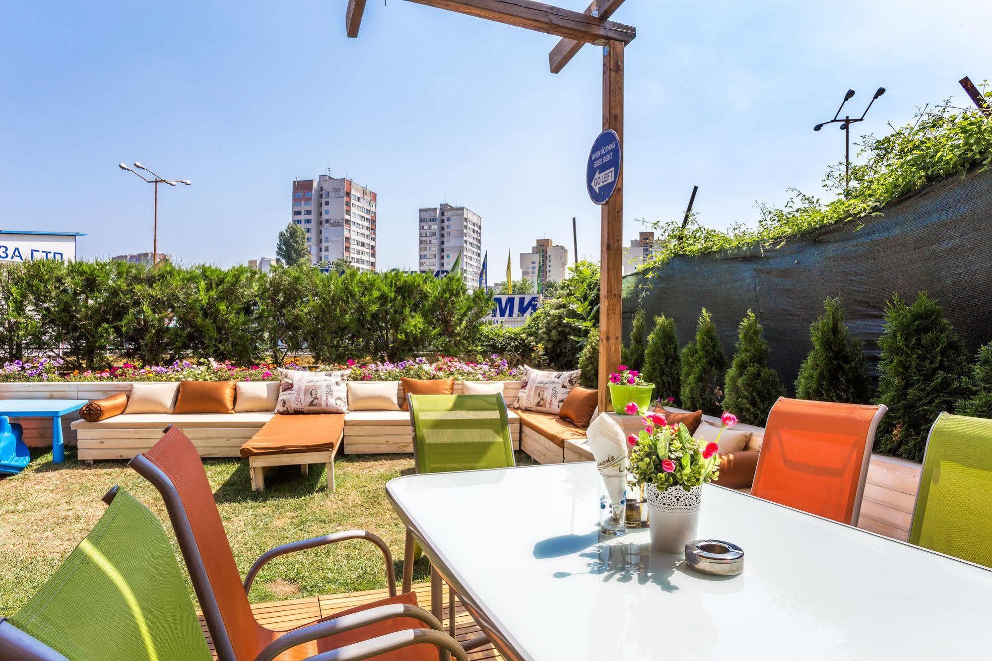 Art Hotel Simona Sofia Exterior photo